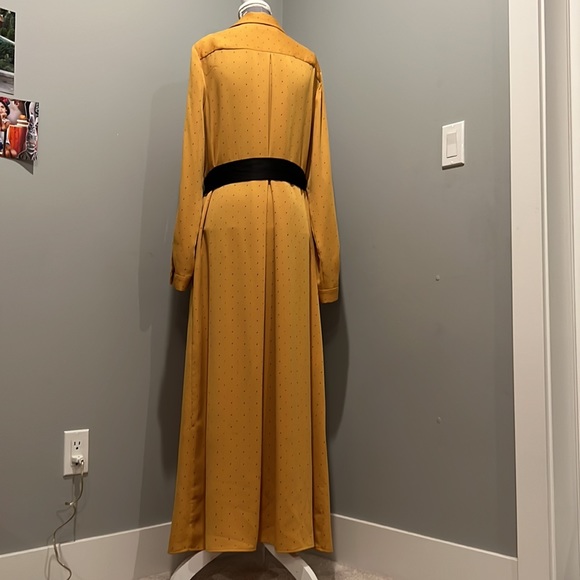 Long dress - Picture 4 of 4